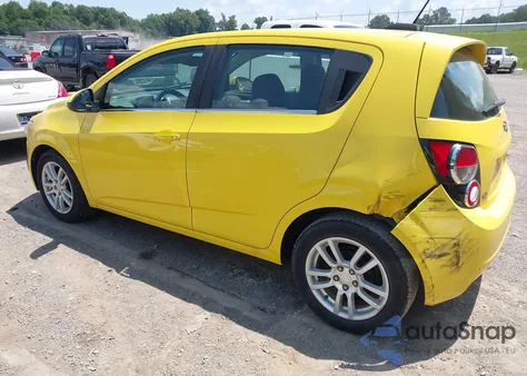 2016 Chevrolet Sonic Lt Auto z USA, uszkodzony, nr VIN 1G1JC6SH1G4117454